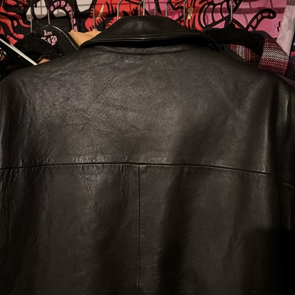100% Genuine Leather Jacket - Picture 9 of 15